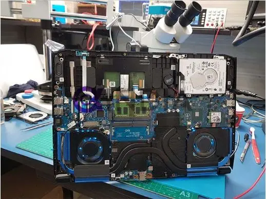 Professional laptop repair service {City}